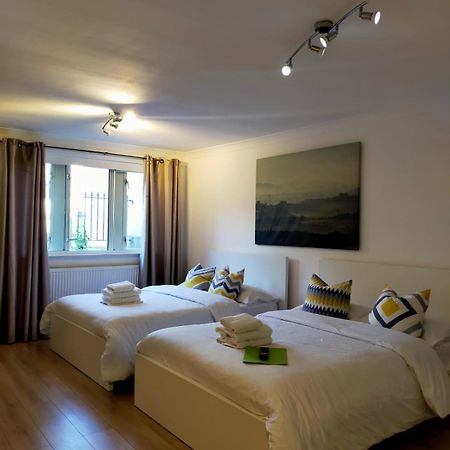 شقة Cobbold Court Share Flat لندن المظهر الخارجي الصورة