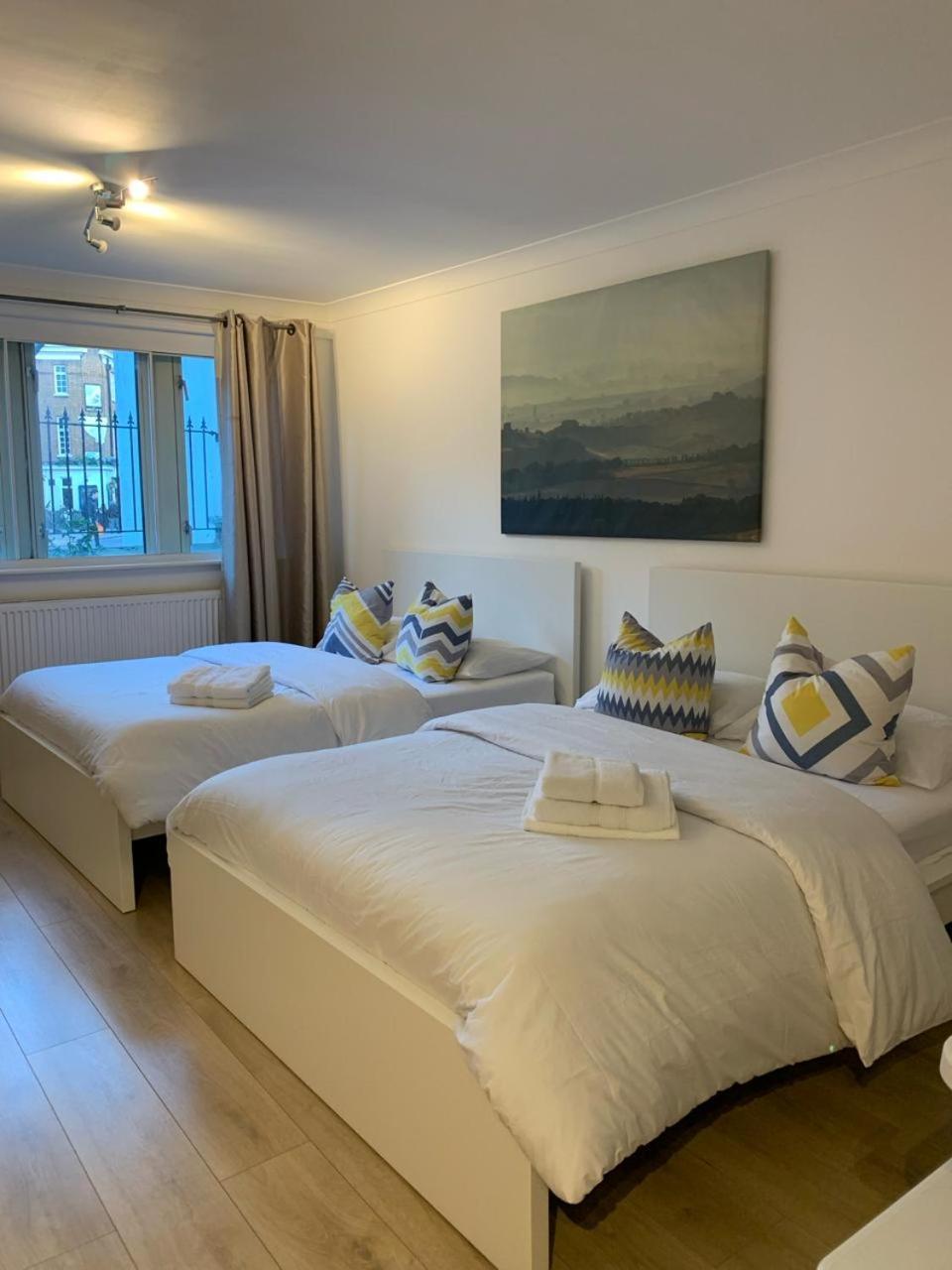 شقة Cobbold Court Share Flat لندن المظهر الخارجي الصورة