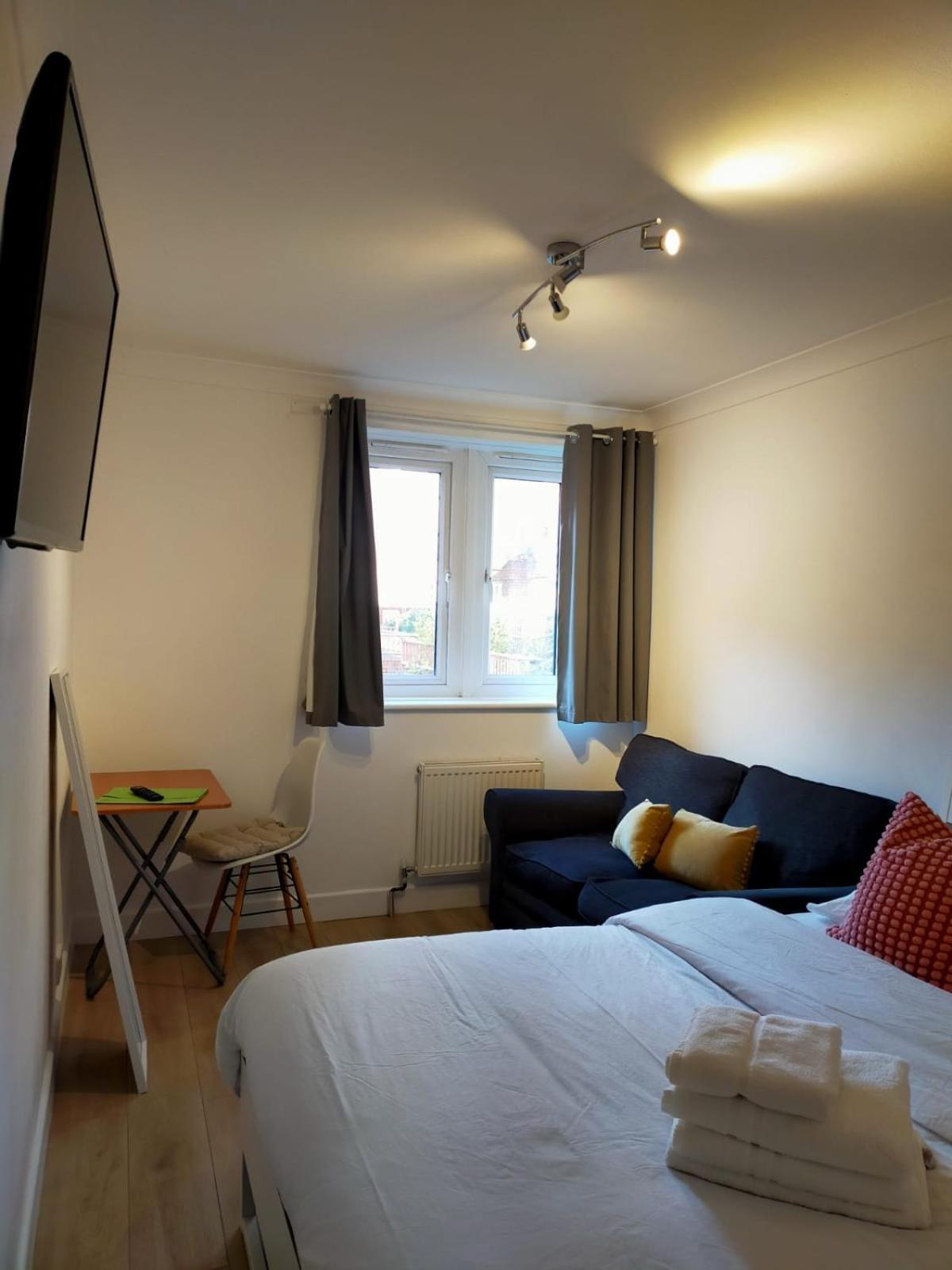 شقة Cobbold Court Share Flat لندن المظهر الخارجي الصورة